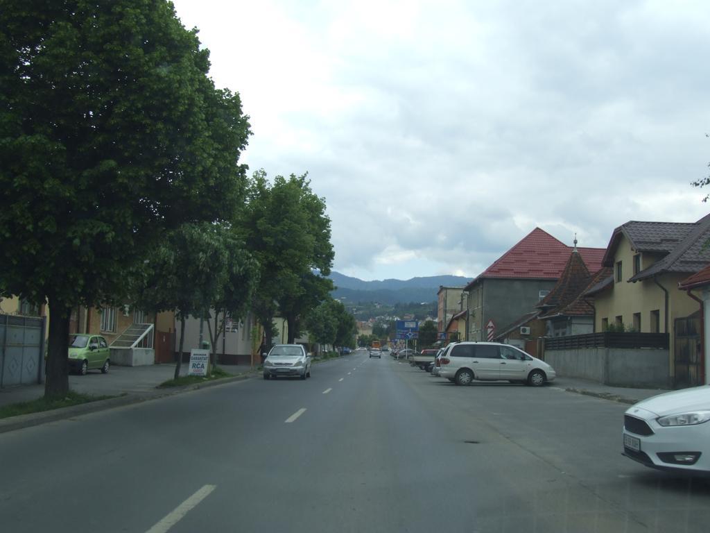 Anca Apartment Brasov Exterior photo